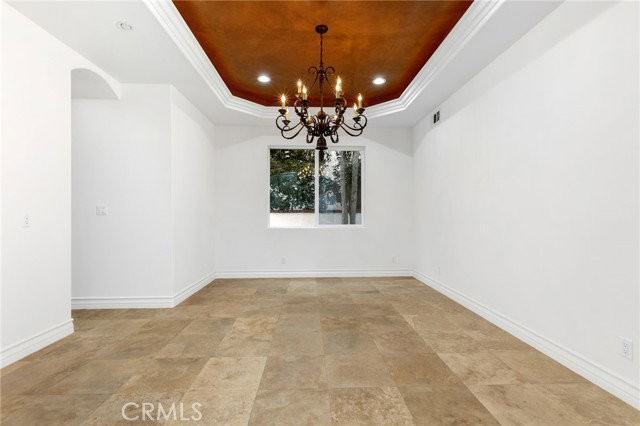 1628 9th St - Photo 4 of 7