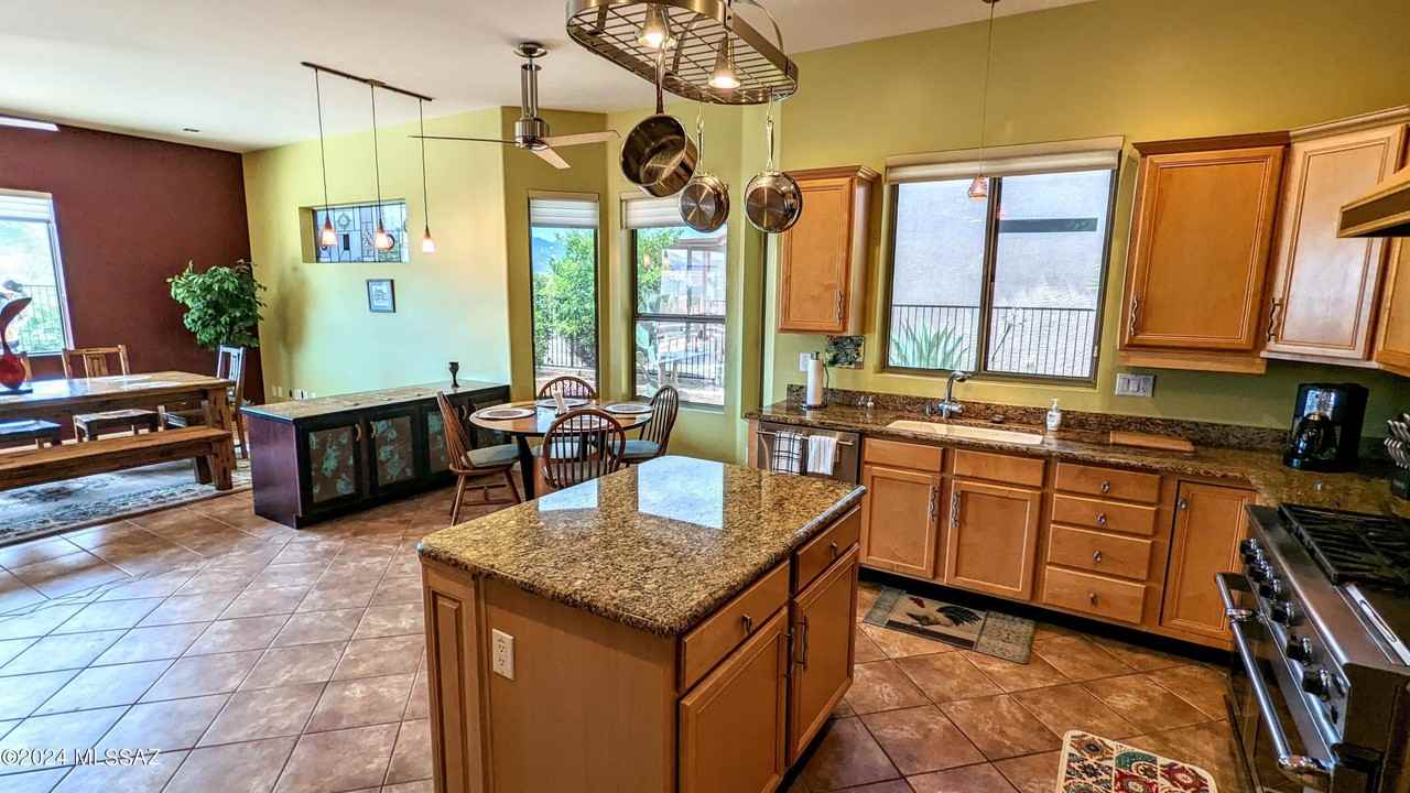 38851 S Moonwood Dr - Photo 4 of 27