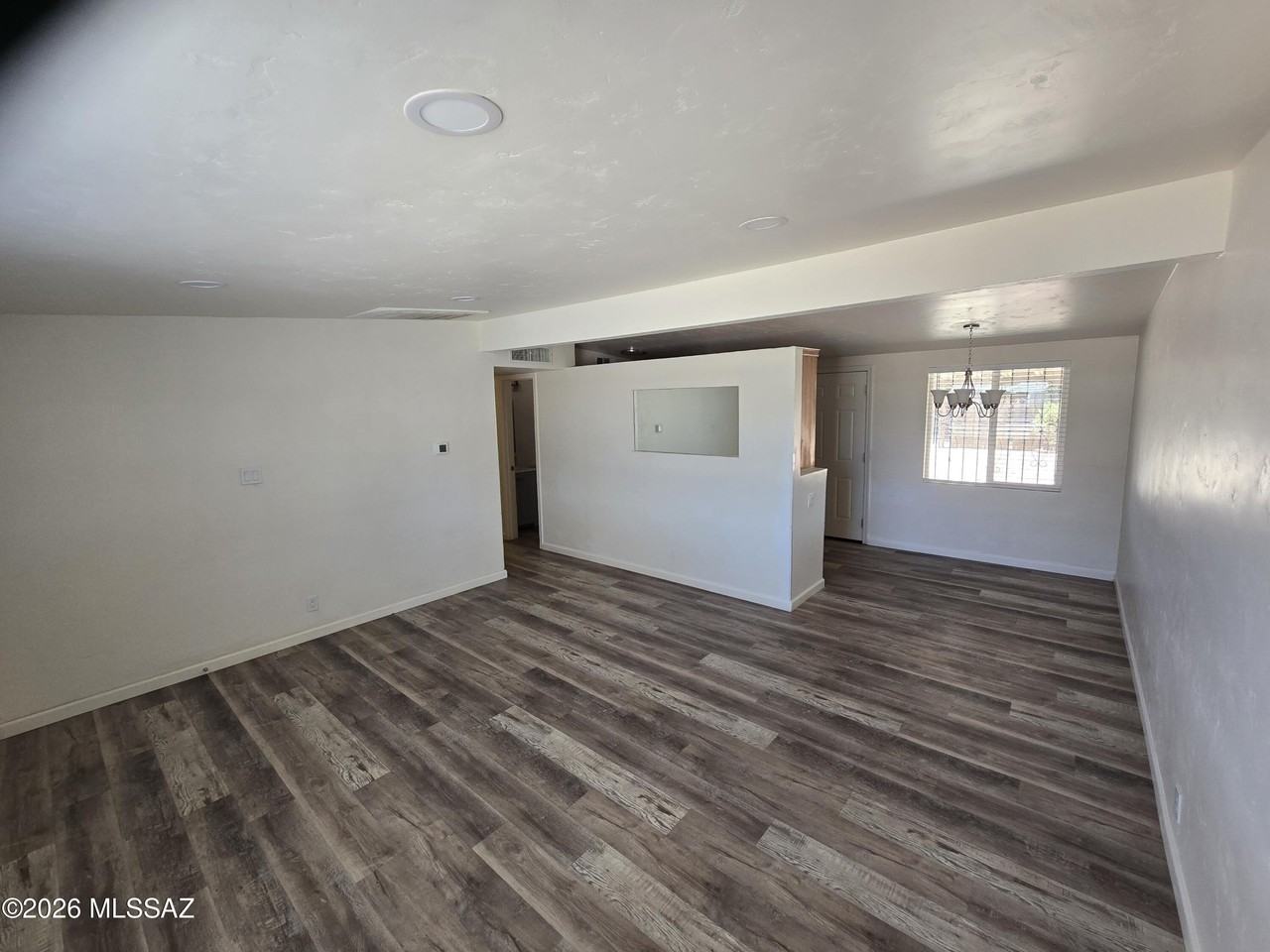 4910 E 25th St - Photo 3 of 11