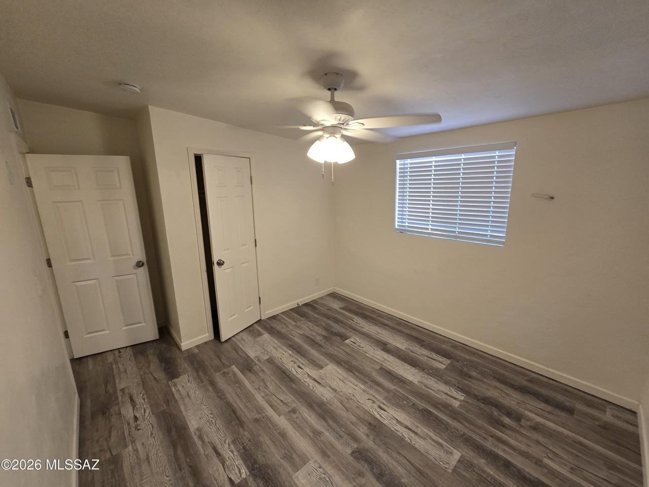 4910 E 25th St - Photo 7 of 11