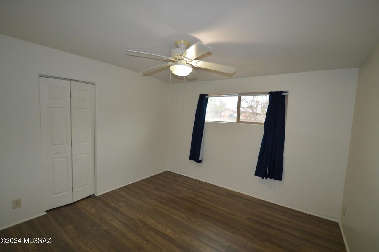 3957 E Hampton Pl - Photo 5 of 11