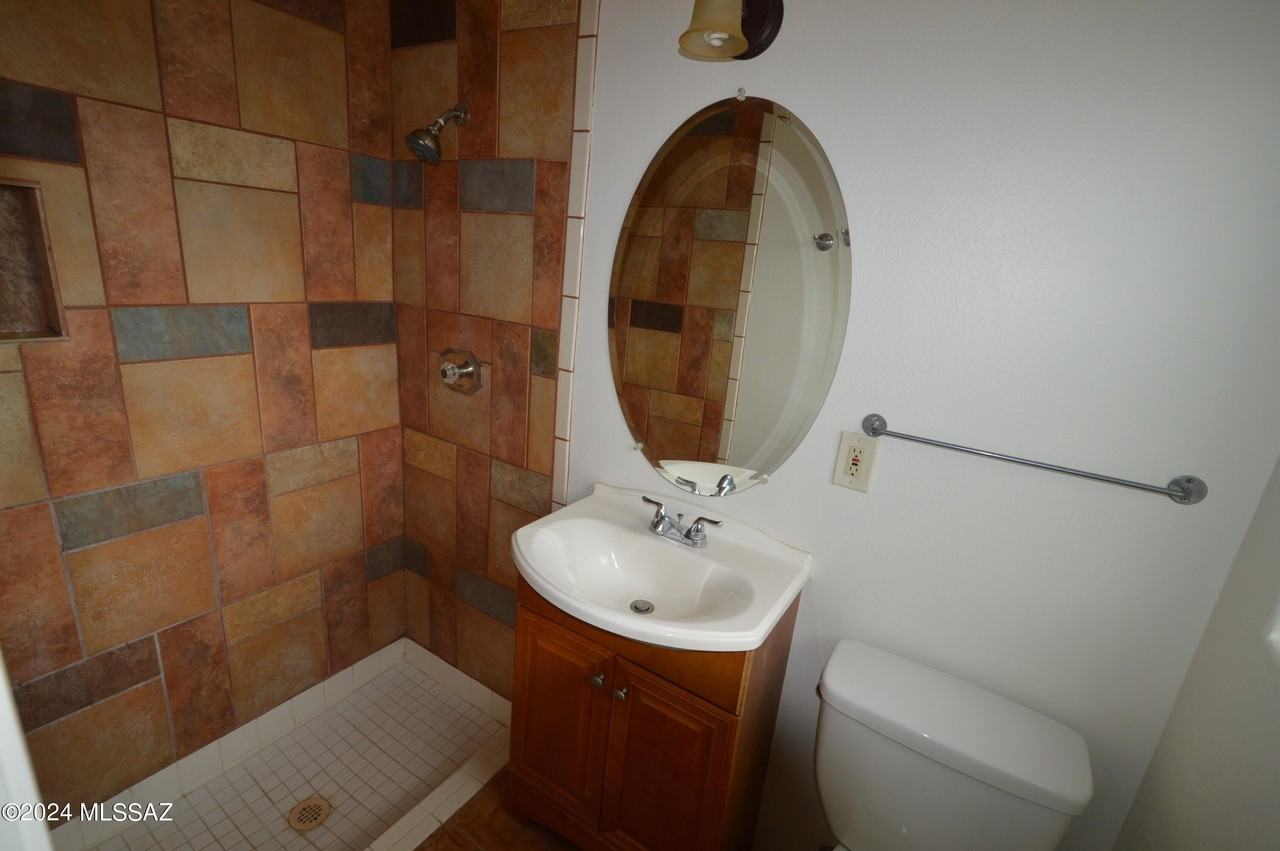 3957 E Hampton Pl - Photo 7 of 11