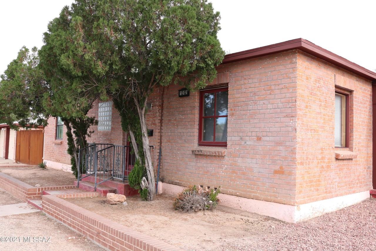 1202 N Tucson Blvd