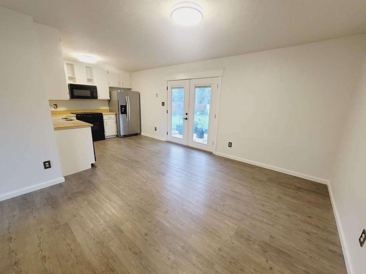 2136 Little River Ln - Photo 7 of 28