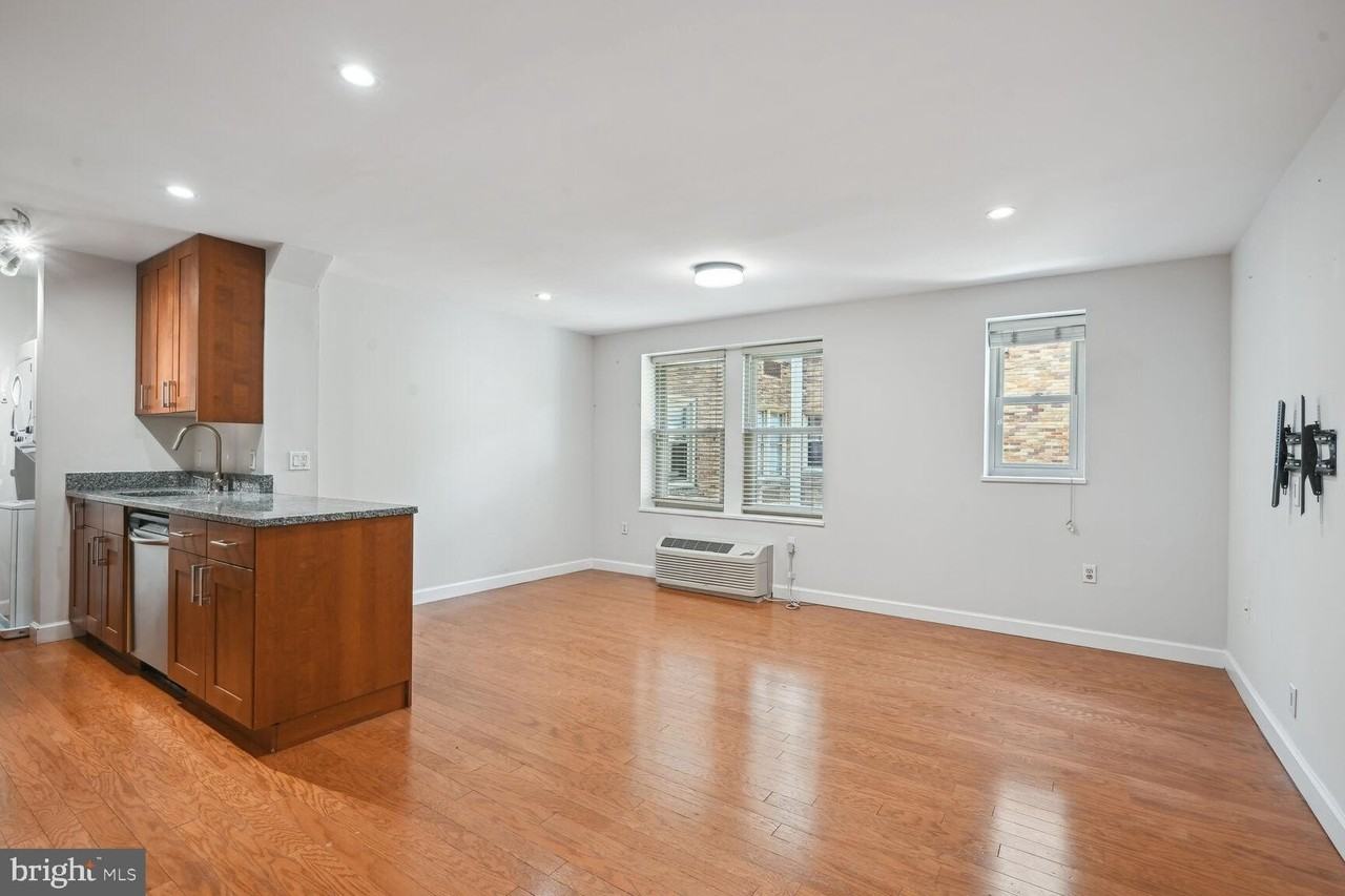2440 16th St Nw #309 - Photo 6 of 15