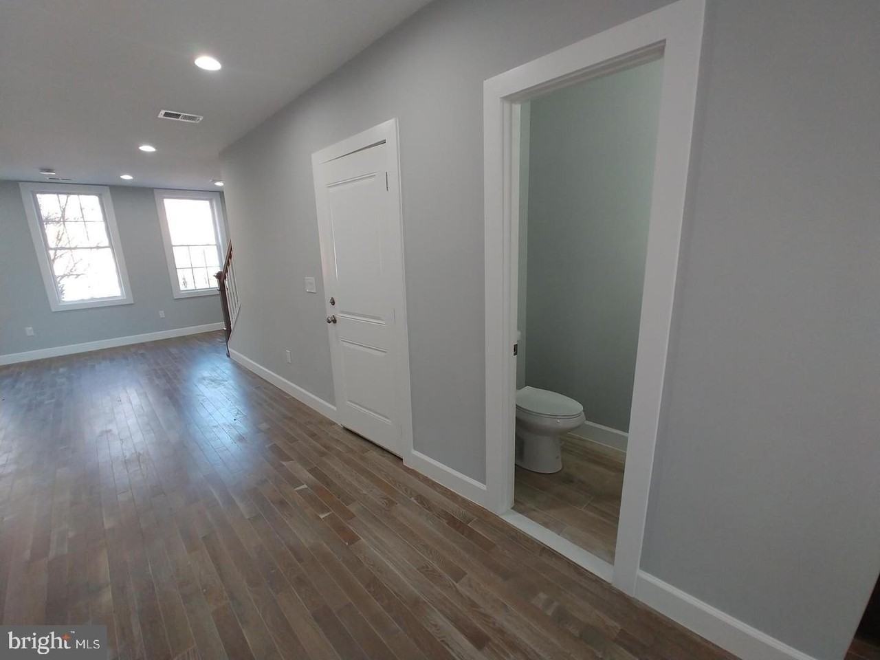 752 Lamont St Nw #2 - Photo 5 of 30