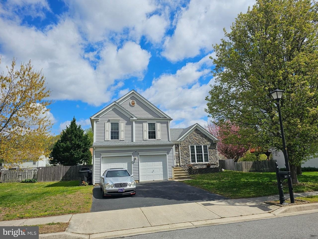 217 Falmouth Way - Photo 4 of 43