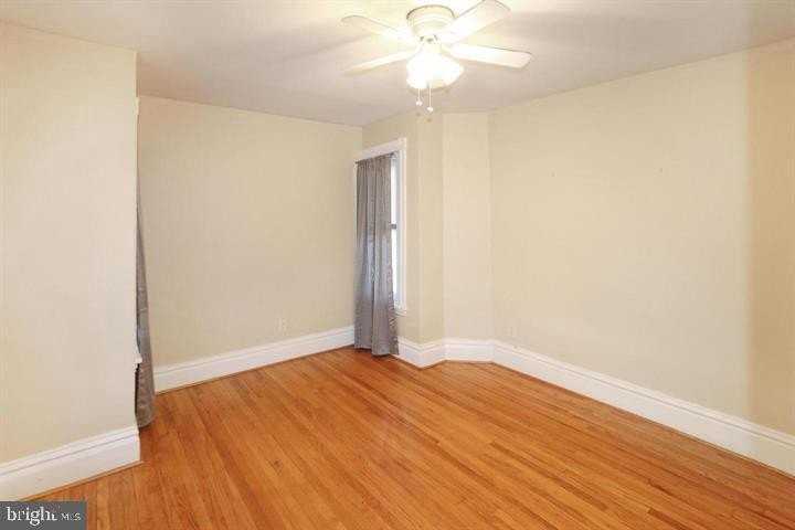 1303 Pennsylvania Ave #2 - Photo 4 of 12