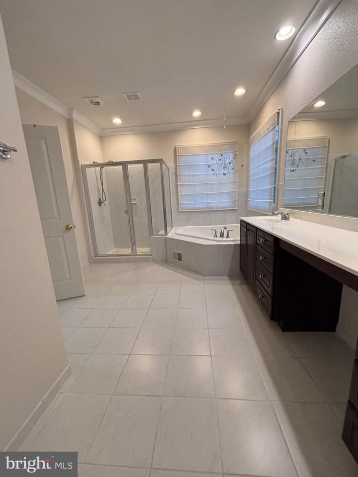 26948 Sugar Sand Ln #2 - Photo 4 of 48