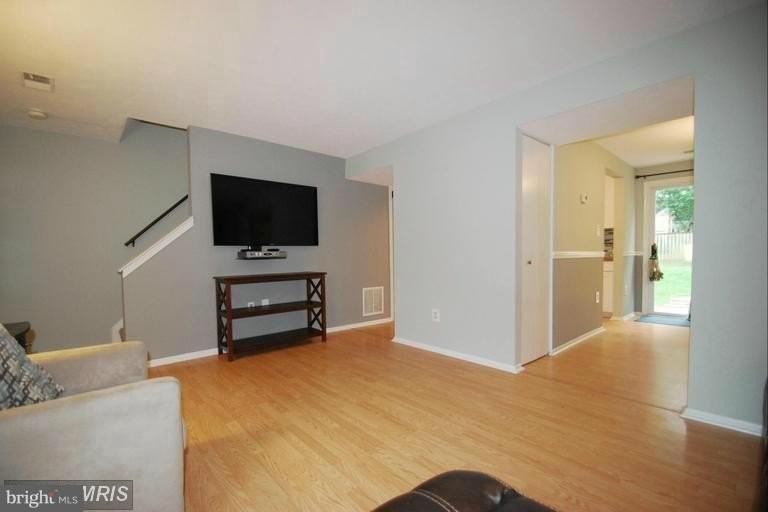 3465 Marble Arch Dr - Photo 3 of 9