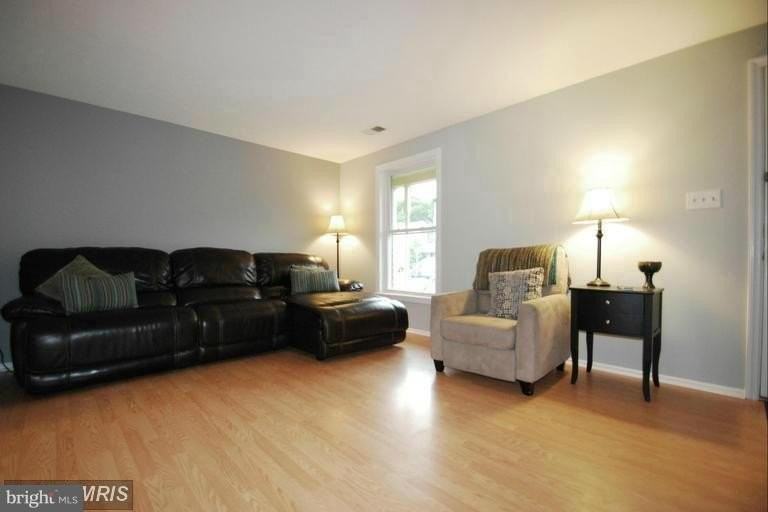 3465 Marble Arch Dr - Photo 4 of 9