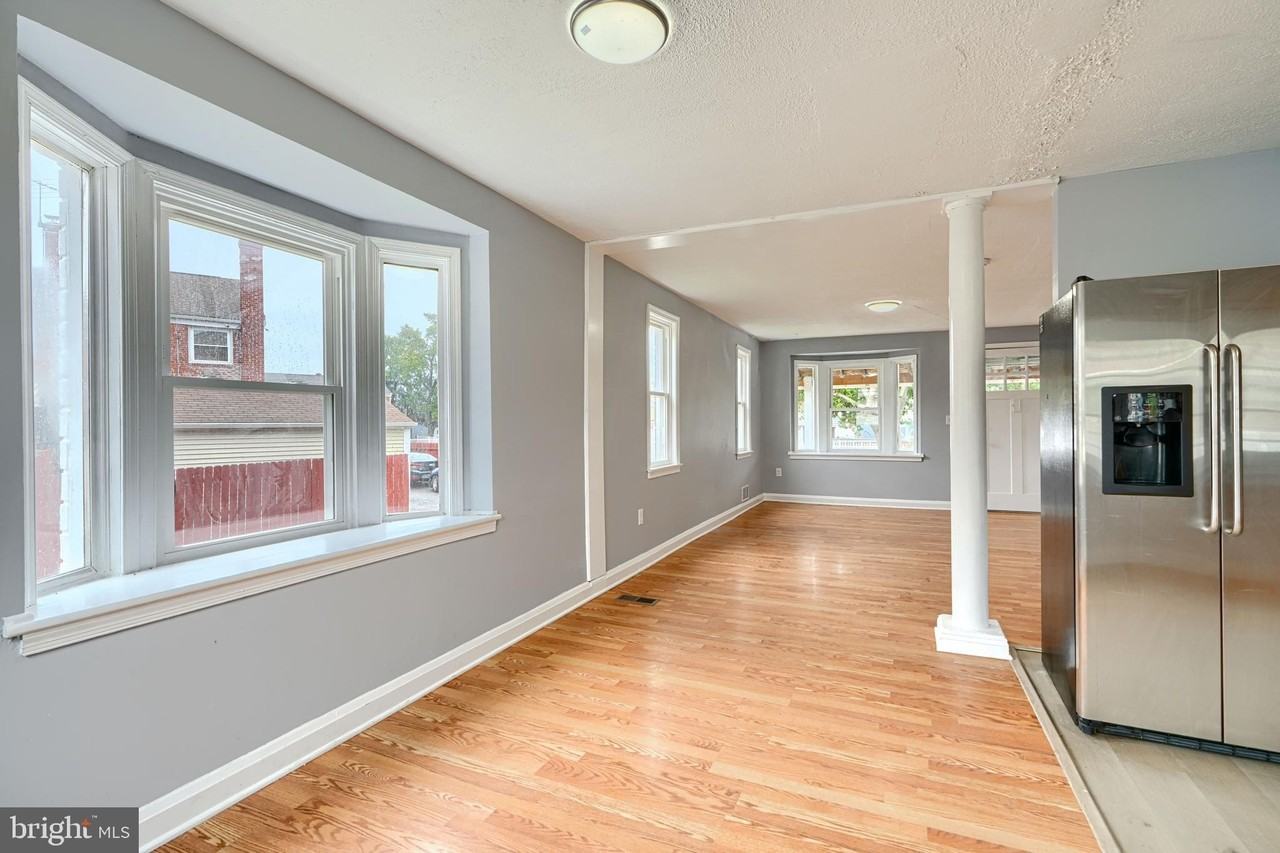 1902 Kelmore Rd - Photo 6 of 27