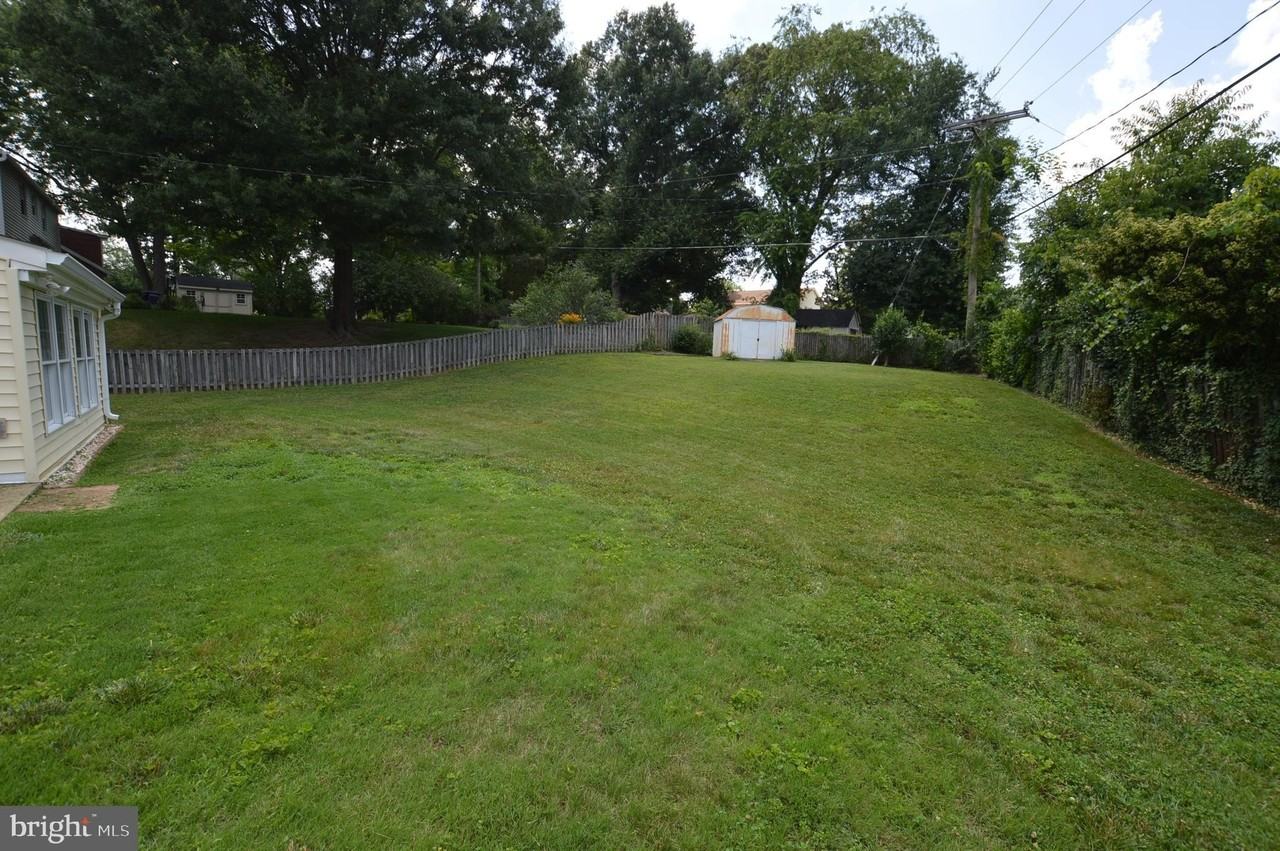 2712 Bartlett Ln - Photo 5 of 28