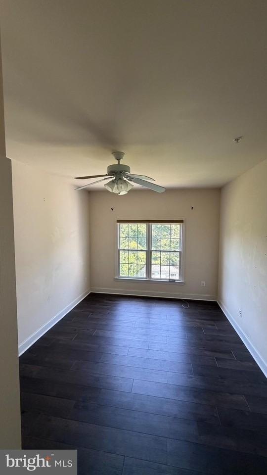 401 Dennis Magruder Dr - Photo 2 of 7