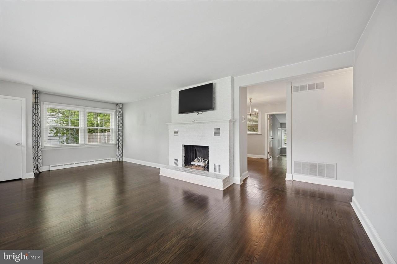704 Cedar Ave - Photo 5 of 27