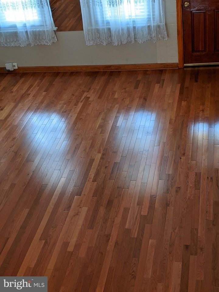 412 Beckett St - Photo 2 of 4