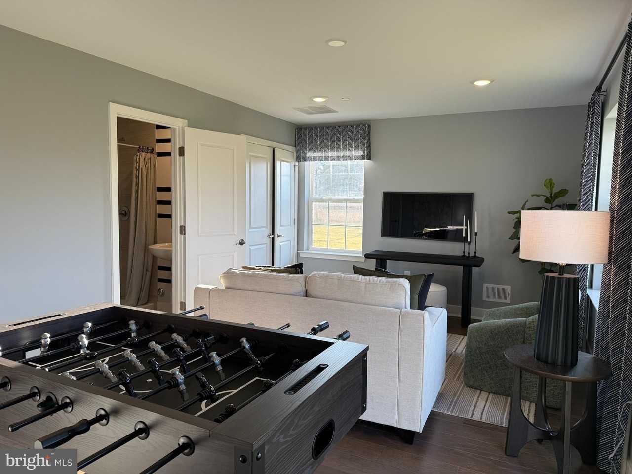 137 Ada Hightower Ave - Photo 7 of 39