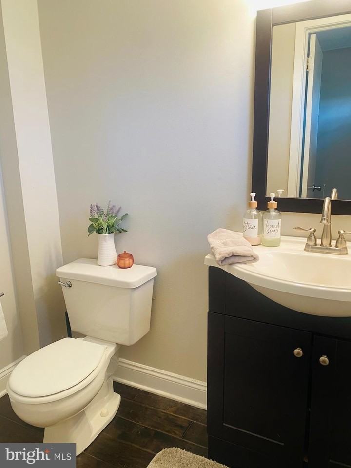112 Chester Ct - Photo 7 of 15