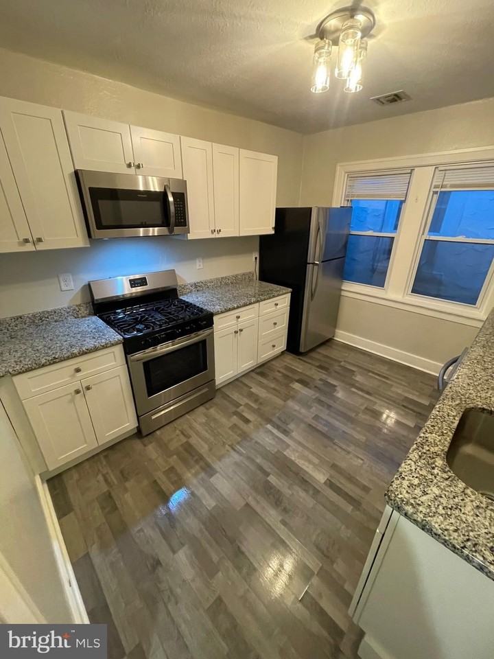 336 Main St #2