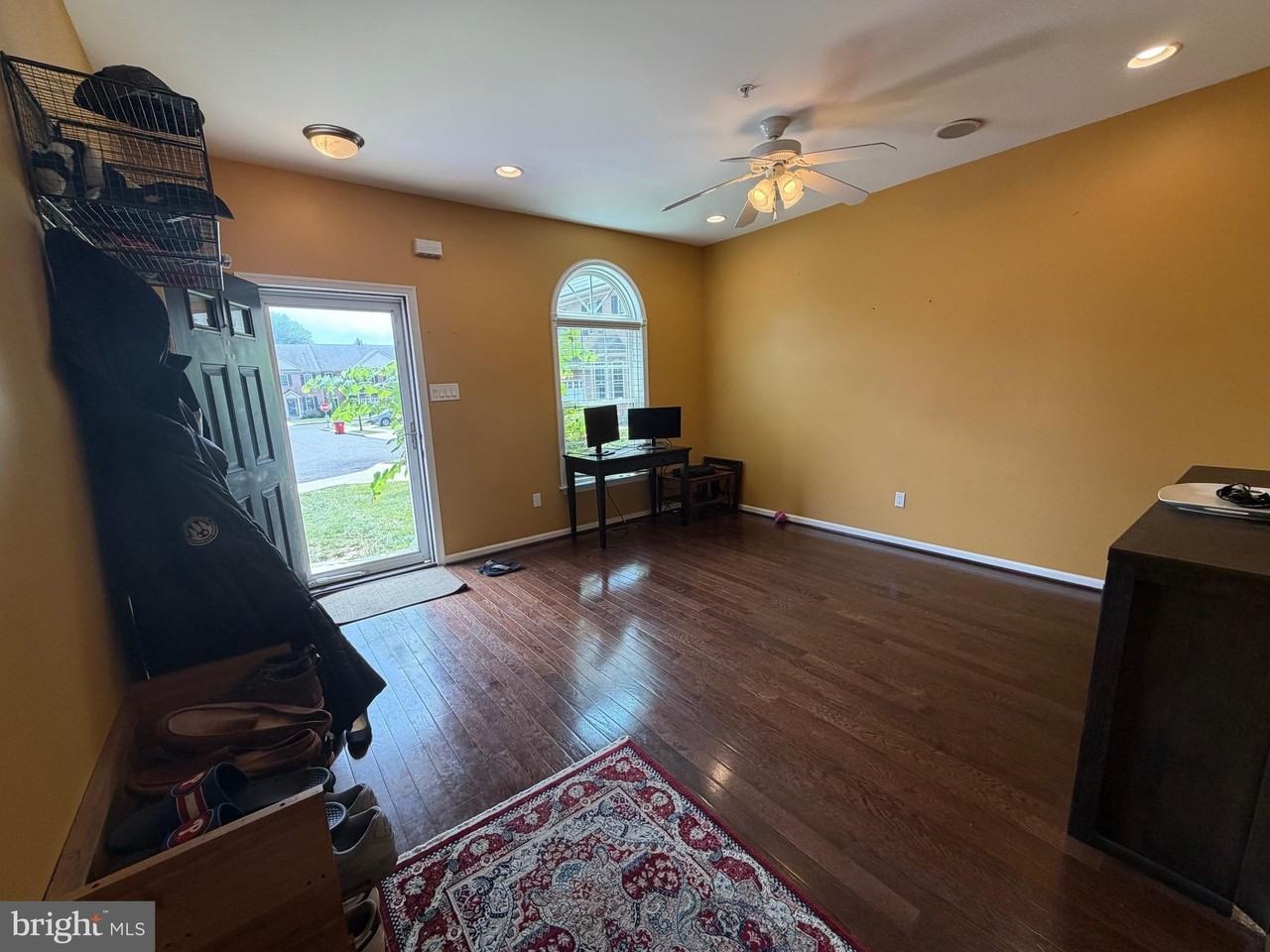 2735 Keebler Ct - Photo 3 of 30