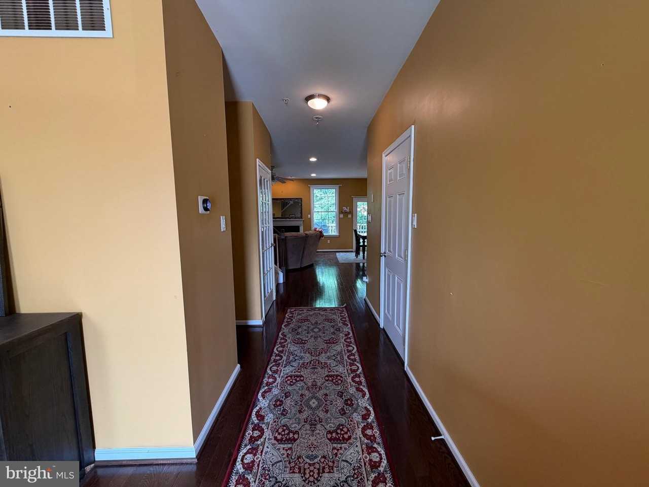 2735 Keebler Ct - Photo 4 of 30