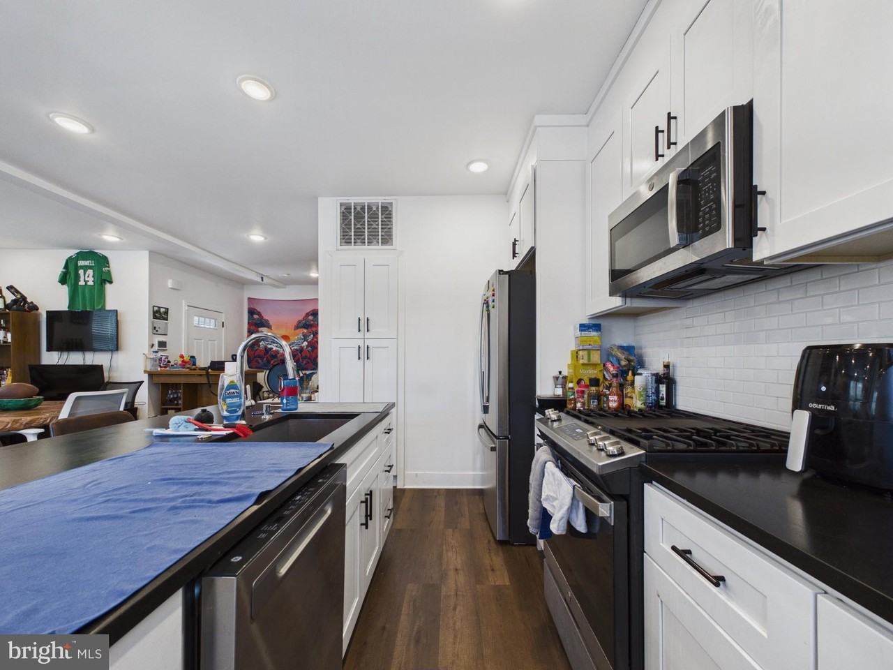 256 N 32nd St #1 - Photo 2 of 18