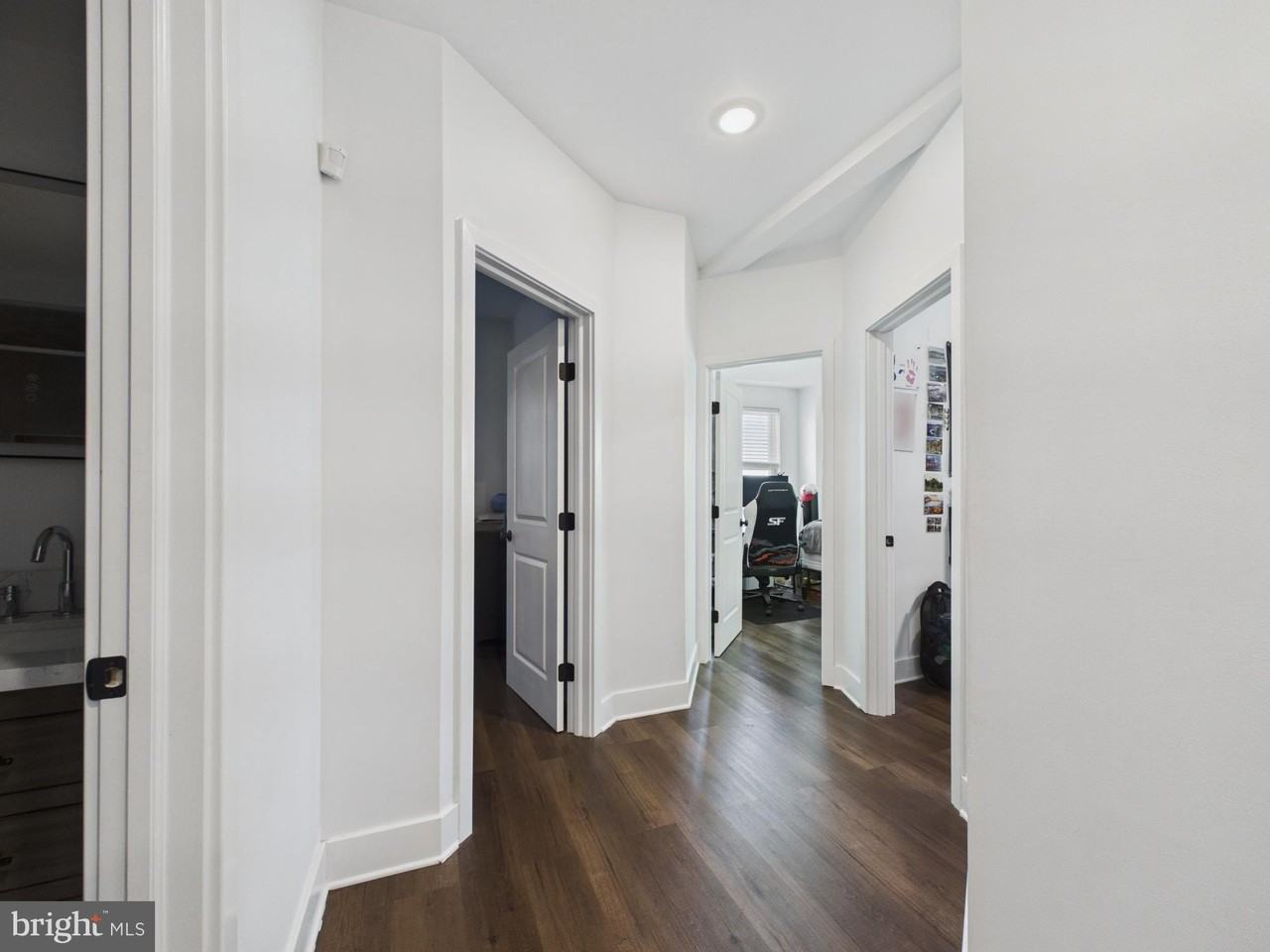 256 N 32nd St #1 - Photo 5 of 18