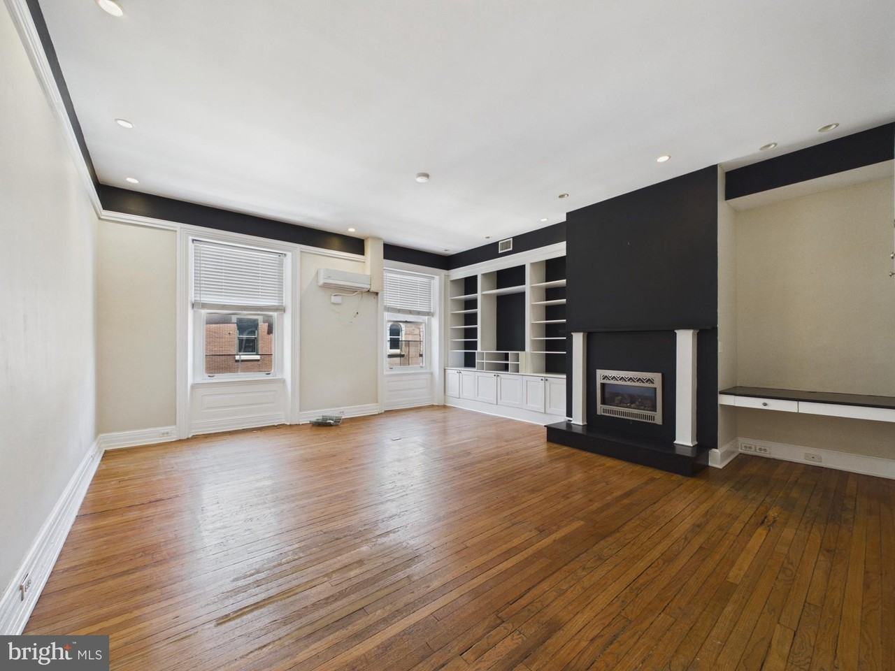 2220 Delancey Pl #3F - Photo 2 of 16