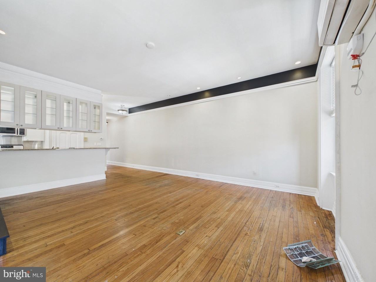 2220 Delancey Pl #3F - Photo 4 of 16