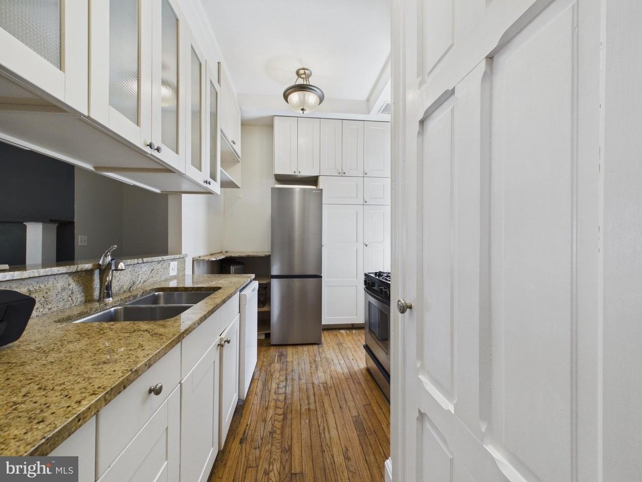 2220 Delancey Pl #3F - Photo 5 of 16