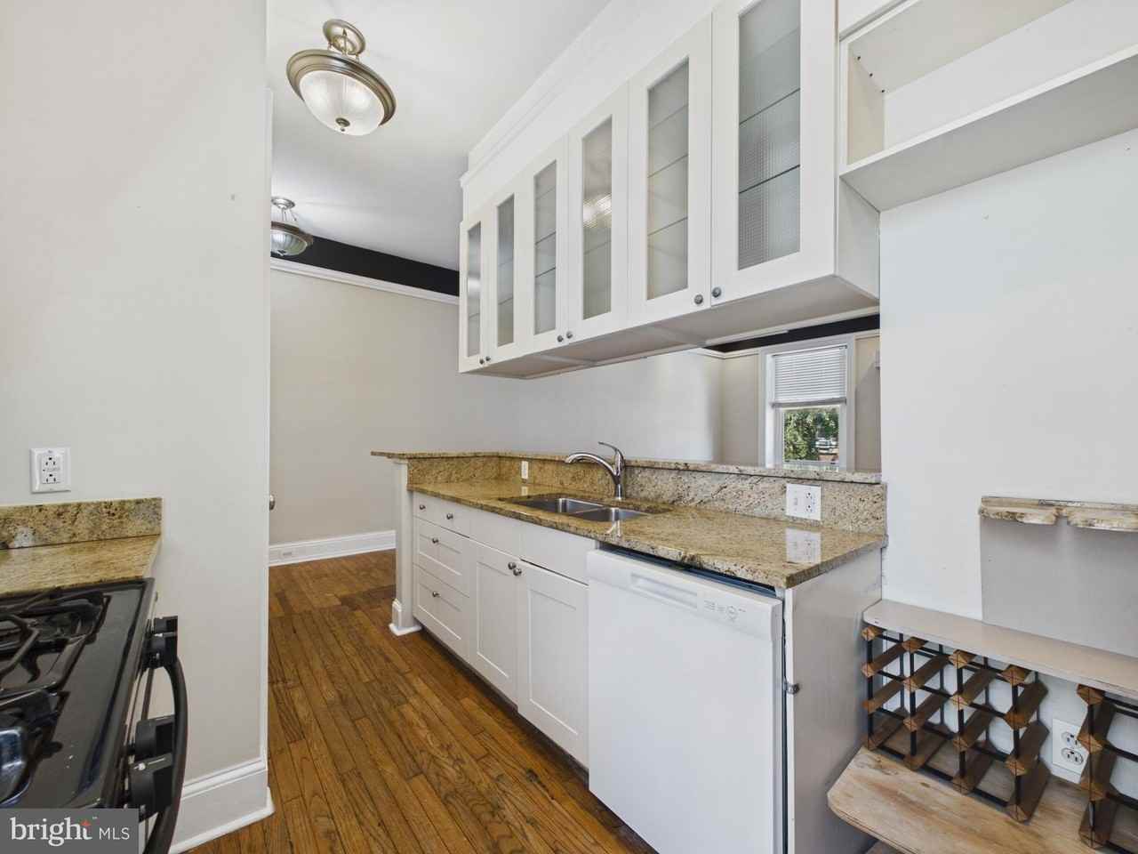 2220 Delancey Pl #3F - Photo 7 of 16