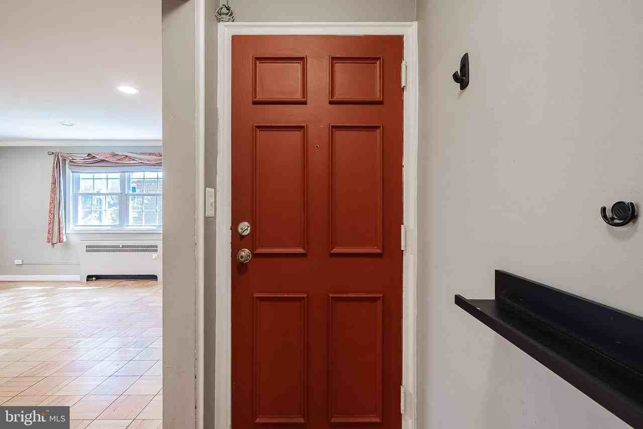 4374 N Pershing Dr #43744 - Photo 4 of 32