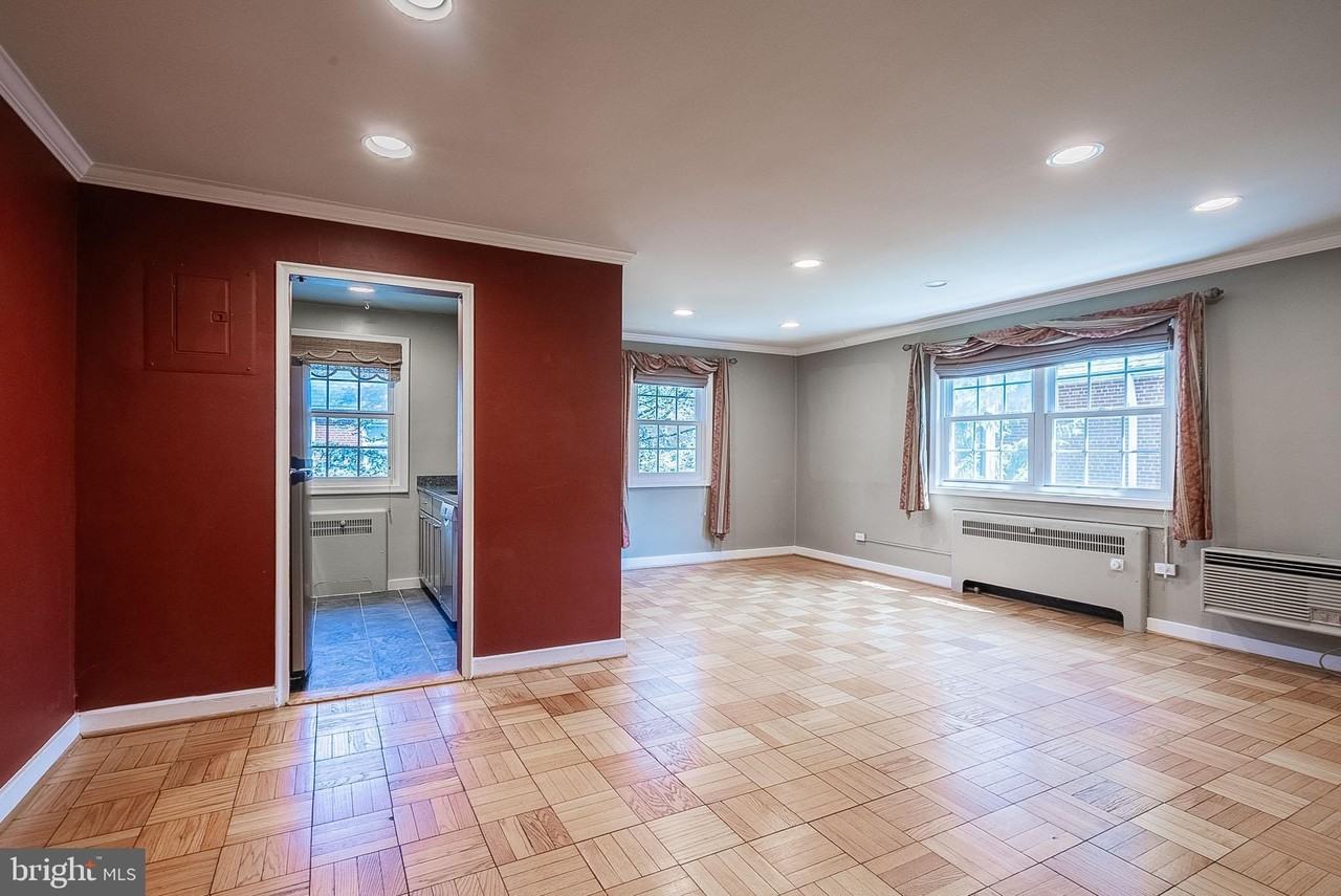 4374 N Pershing Dr #43744 - Photo 6 of 32