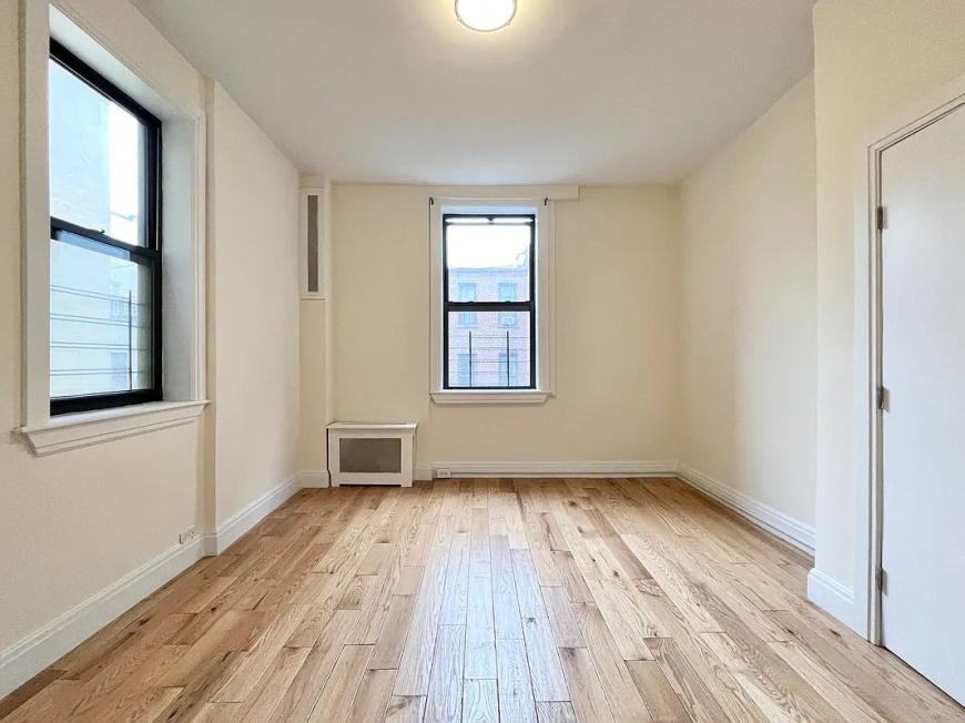 17 W 125th St - Photo 4 of 9