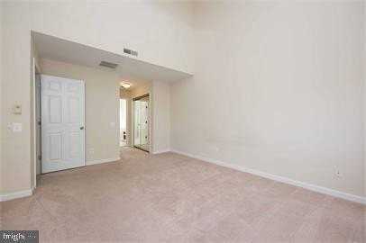 6002 Lincolnia Rd - Photo 7 of 22
