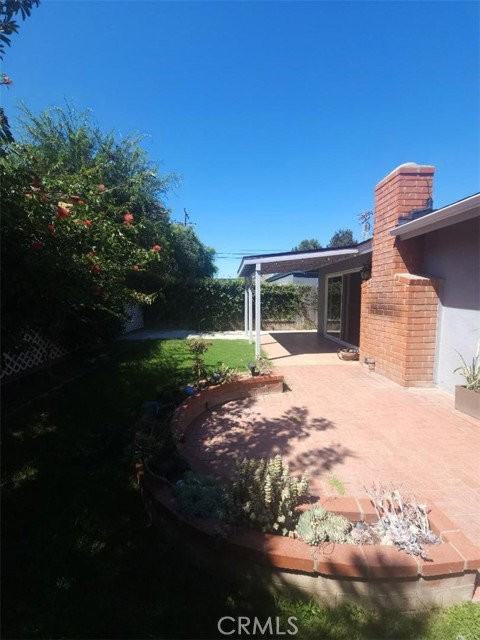 1111 Valley Cir - Photo 5 of 7