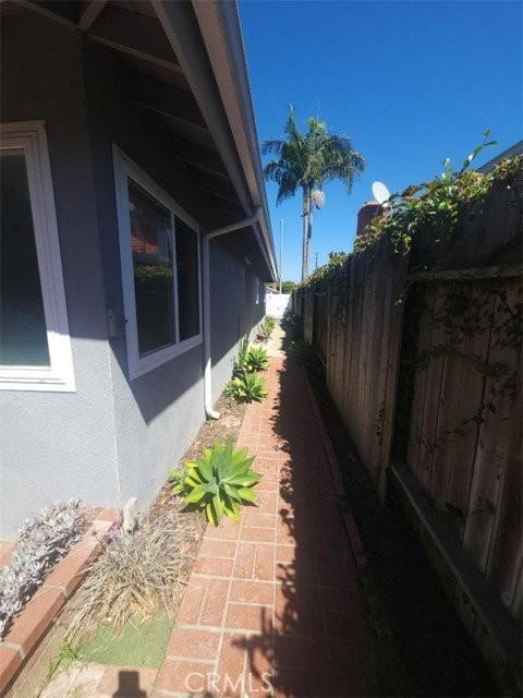 1111 Valley Cir - Photo 6 of 7