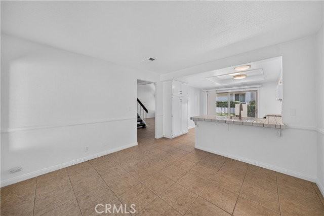 8462 Idlewild Cir - Photo 4 of 7