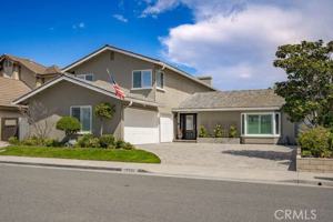 featured image of 16332 Spartan Cir