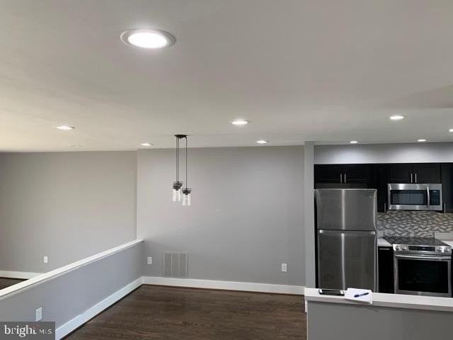 10203 Scarborough Commons Ct - Photo 7 of 21