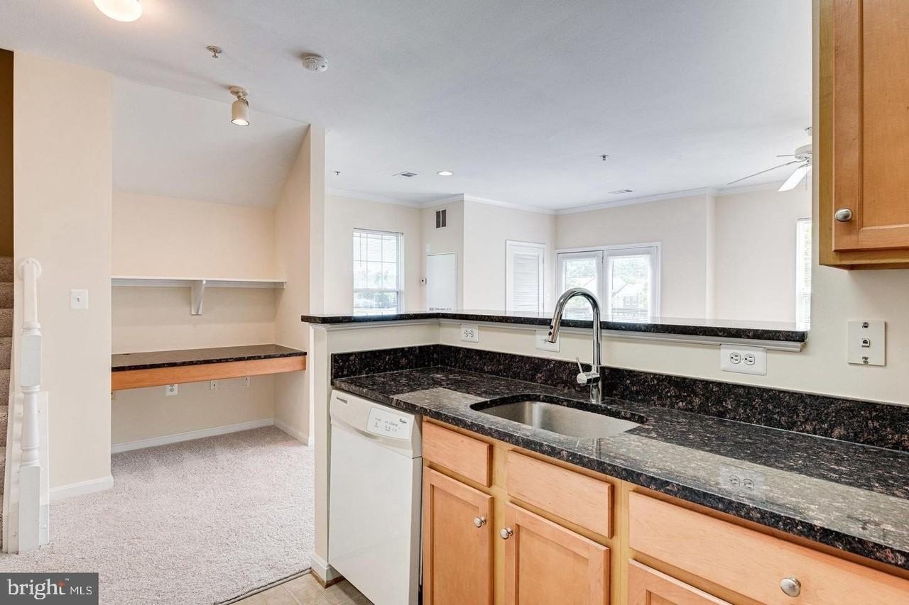 5115 Travis Edward Way #G - Photo 4 of 22