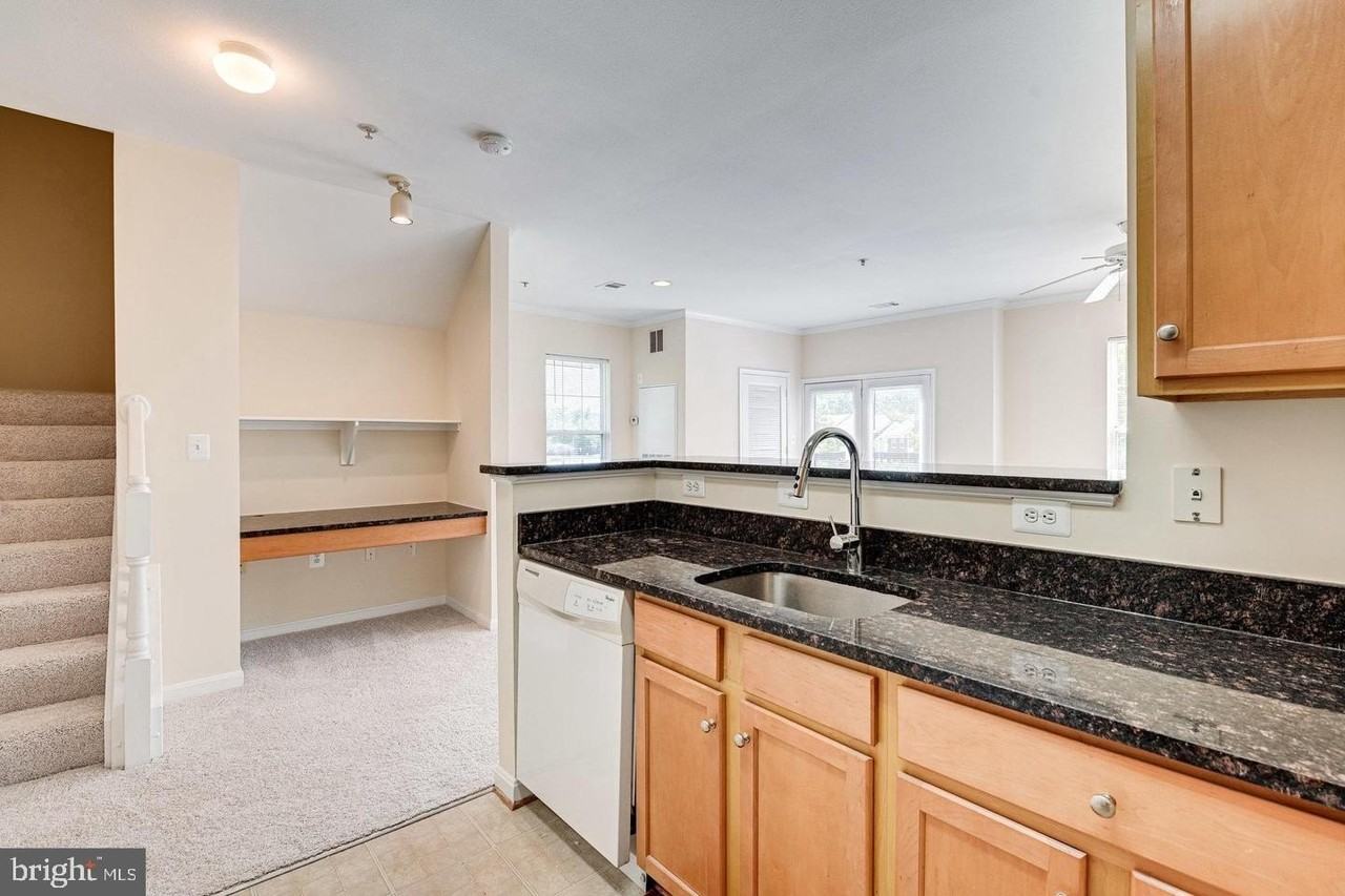 5115 Travis Edward Way #G - Photo 5 of 22