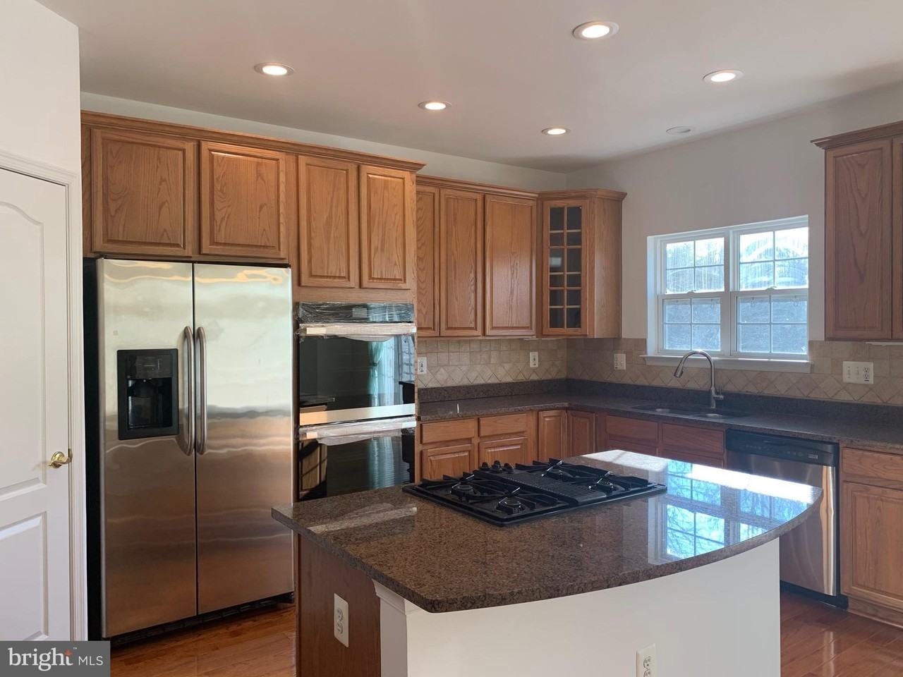 9793 Corbett Pl - Photo 2 of 33