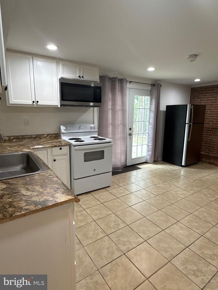 4468 Dale Blvd - Photo 6 of 10