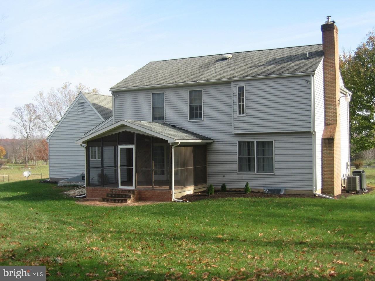 2109 S Childs Rd - Photo 2 of 30