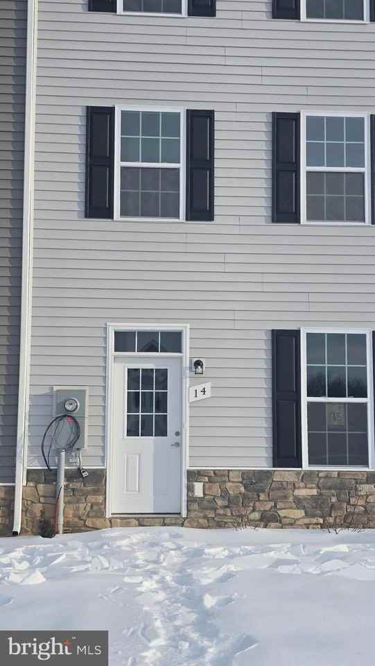 14 Snowdrop Ct - Photo 2 of 21