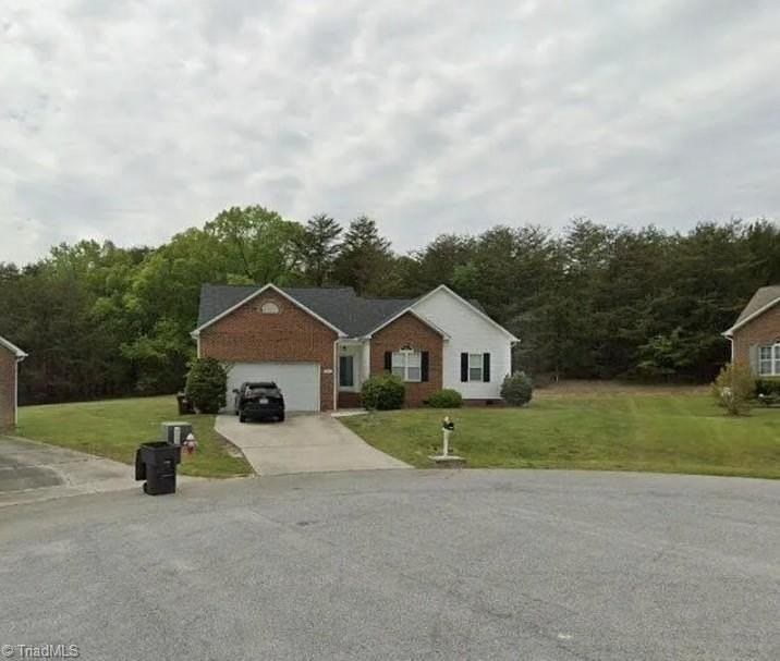 4101 Birchgarden Dr - Photo 2 of 13