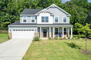 featured image of 395 Oak Park Blvd