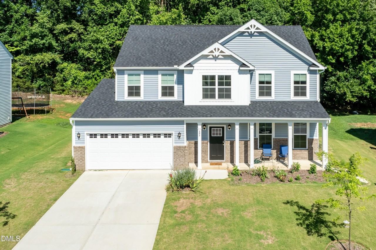 395 Oak Park Blvd - Photo 4 of 23