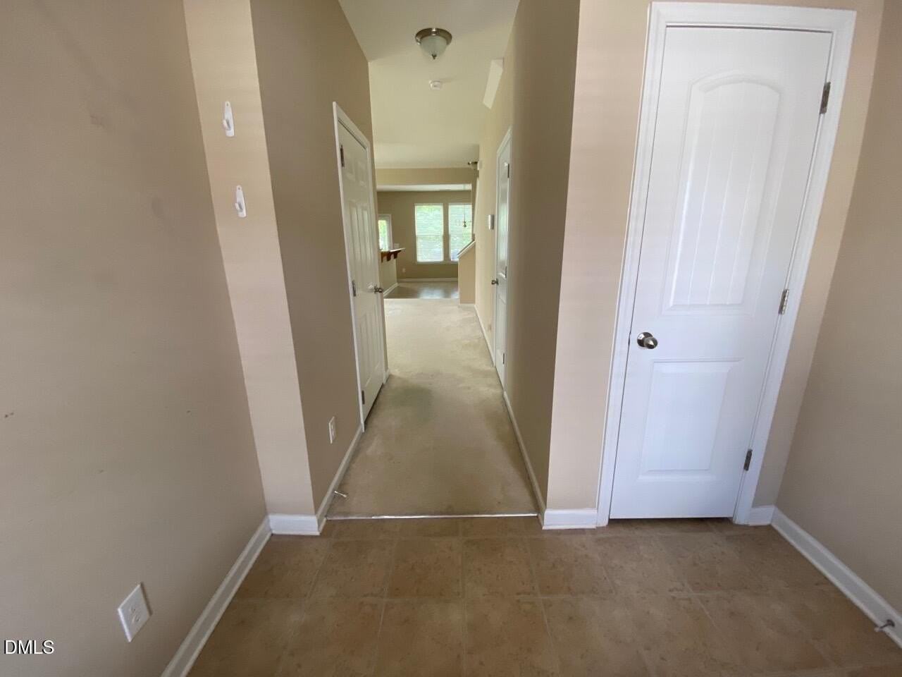 2801 Benevolence Dr - Photo 4 of 18